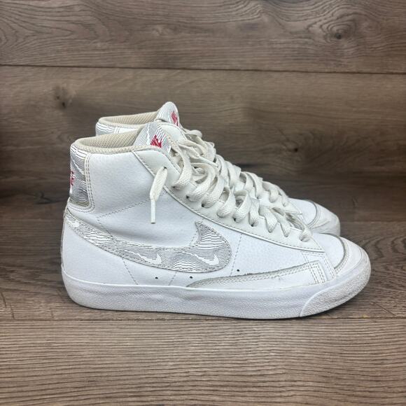 Nike Blazer Mid 77 Sneakers Kid's 5.5Y White Logo Print GS DJ4624-100 - Picture 6 of 14